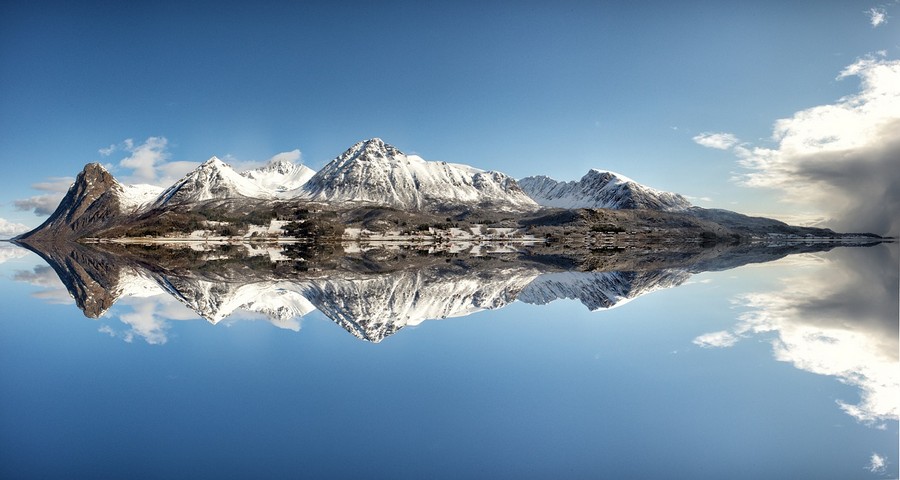 Fiordi norvegesi Foto di Markus Christ da Pixabay
