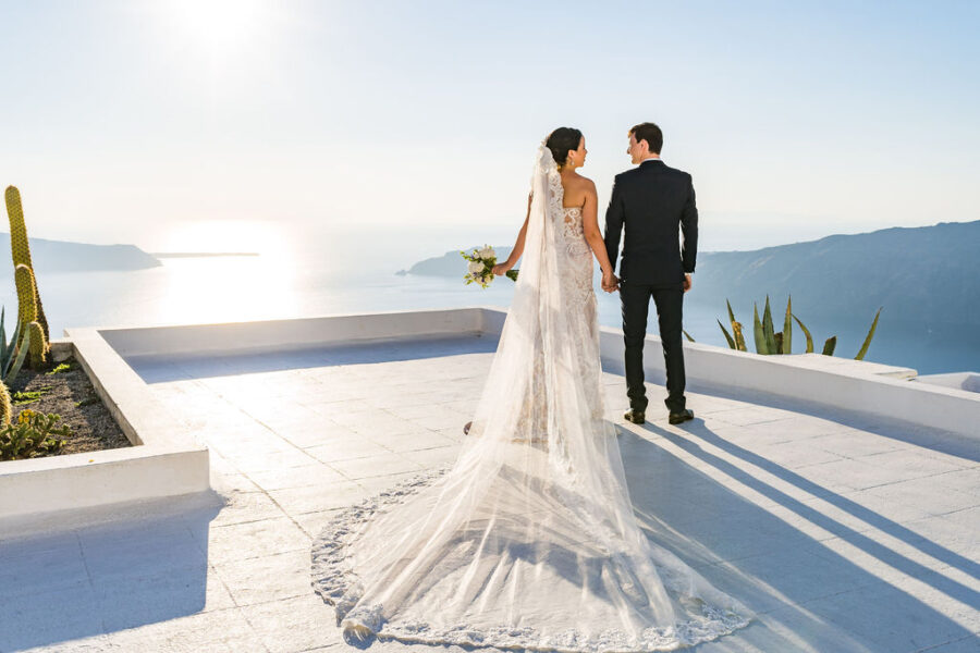 Matrimonio annullato e viaggio di nozze in Grecia Sposi a Santorini