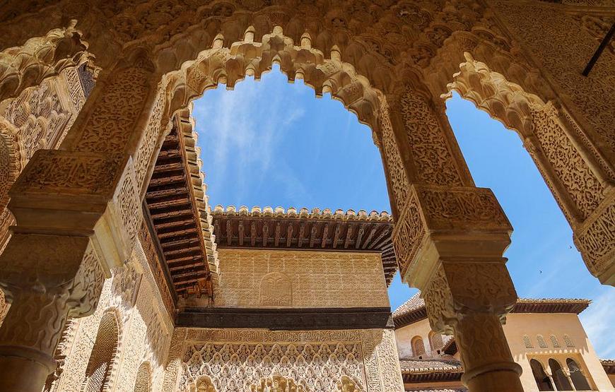 tour-in-andalusia-alhambra-dettaglio-intarsi