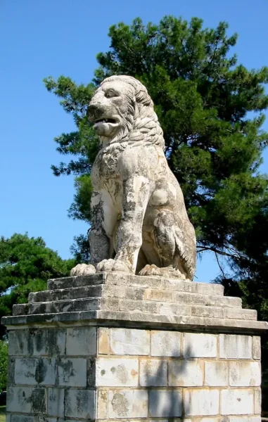leone-di-amphipolis-foto-di-Kkonstan-wikimedia.org