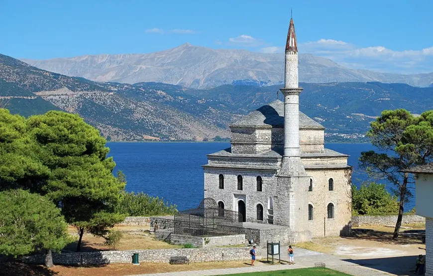 Moschea-Fathiye-Camii-di-TasosPapan-Opera propria-commons.wikimedia.org